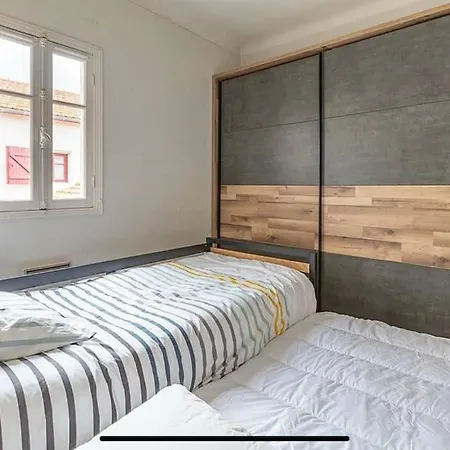 Apartamento Exceptionnel 3 Pièces Art Déco En Dernier étage Avec Garage Privé Centre