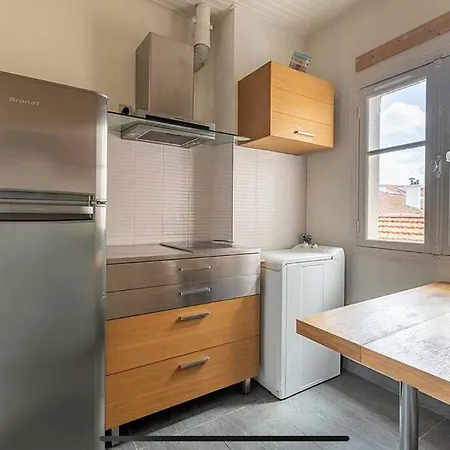 شقة Exceptionnel 3 Pieces Art Deco En Dernier Etage Avec Garage Prive Centre بياريتز