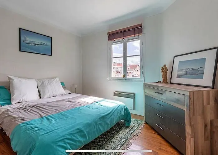 Exceptionnel 3 Pièces Art Déco En Dernier étage Avec Garage Privé Centre Apartamento